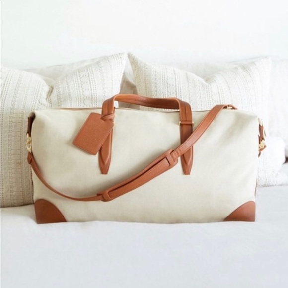 ✨HOST PICK!!✨🌸HENNY AND LEV - Canvas Duffle Weekender With Matching Pouch🌸 - Picture 8 of 13